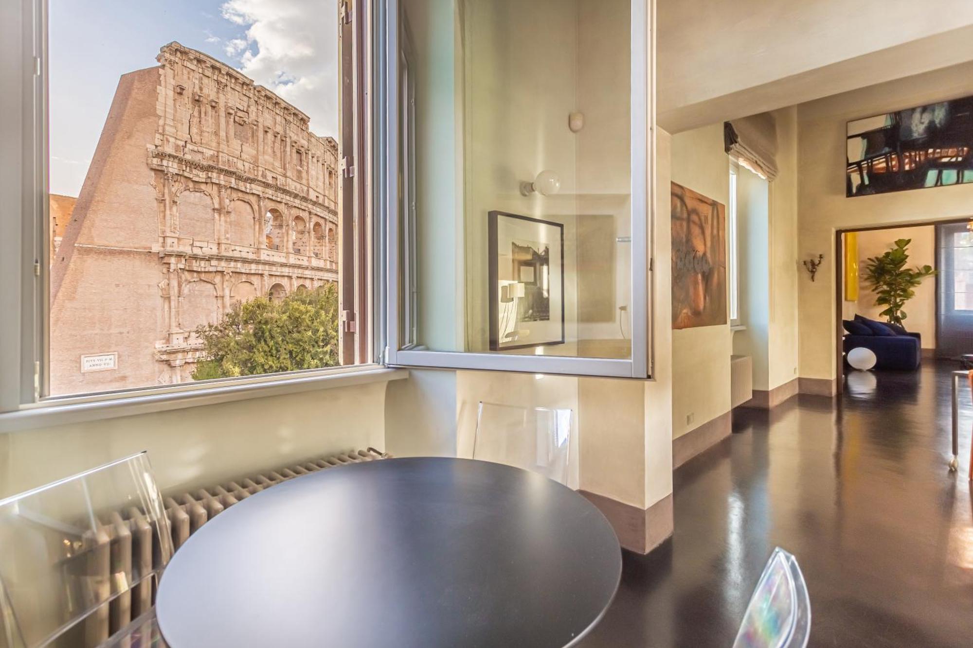 Iconic Apartment With Unique Colosseum View Рим Экстерьер фото